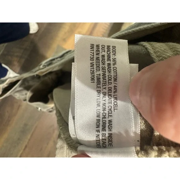 Universal Thread Grey Leopard Print Mid Rise 90s Baggy Jeans Size 6 Button Fly - Picture 8 of 16